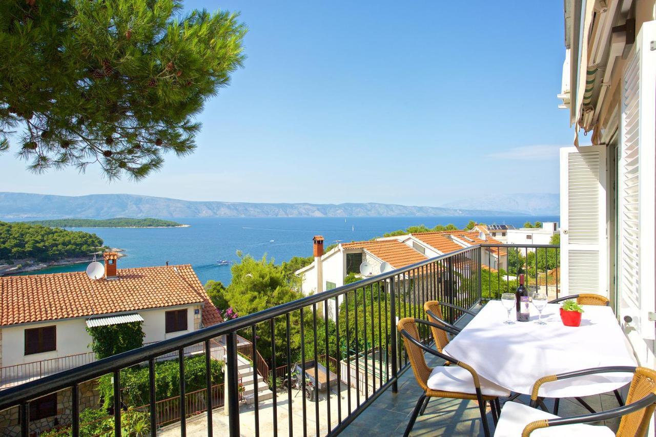 Apartments Kalina Jelsa  Dış mekan fotoğraf